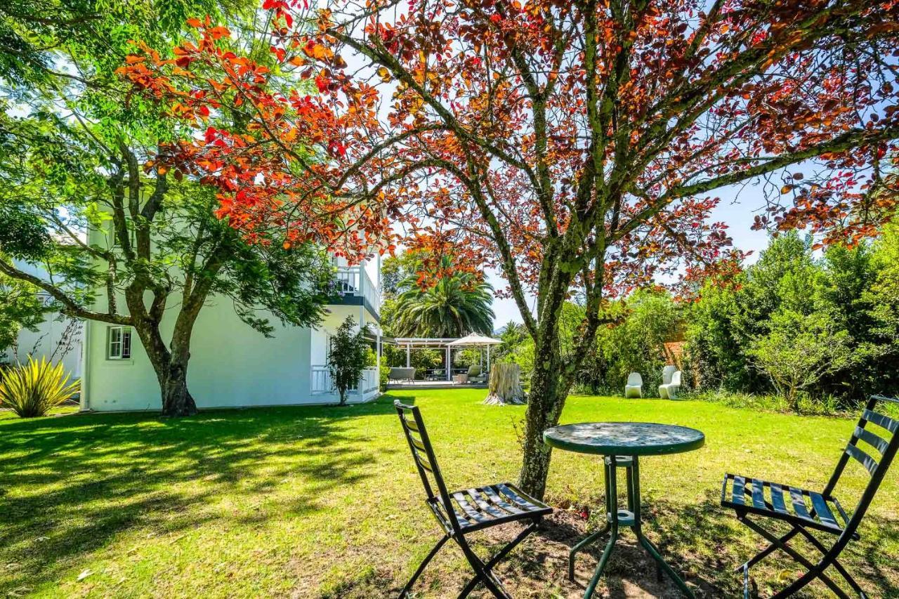 Oude Berg Guesthouse - 10 Caledon Street Джордж Экстерьер фото