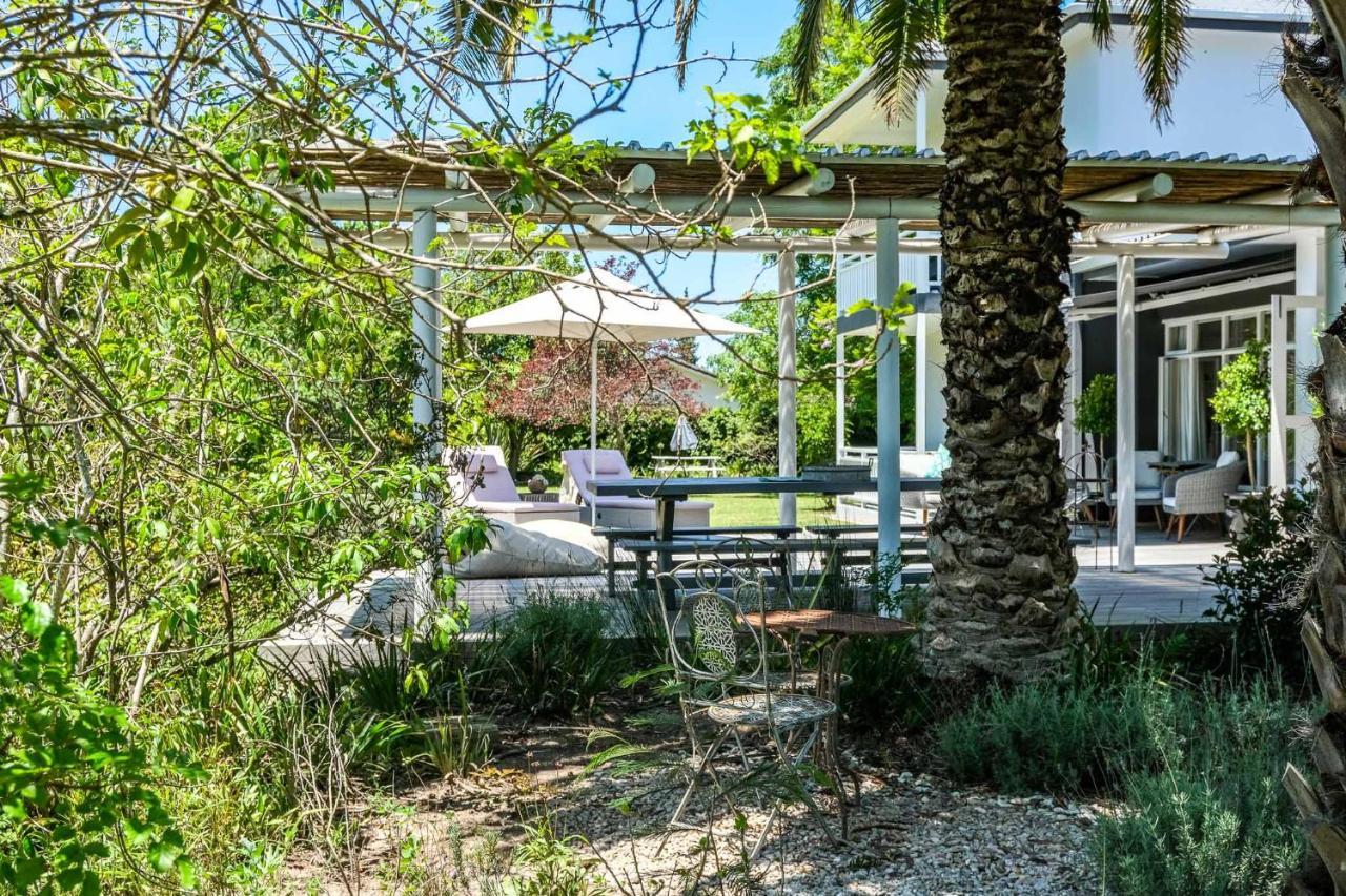 Oude Berg Guesthouse - 10 Caledon Street Джордж Экстерьер фото